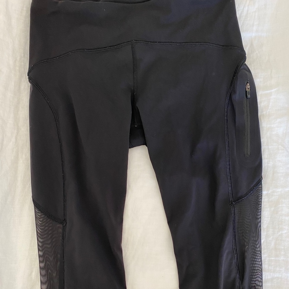 Lululemon Knee Length Leggings